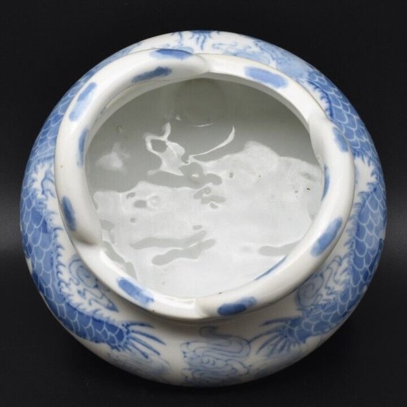 Vintage Blue and White 2 Dragons Porcelain Tripod Bowl - Picture 6 of 8